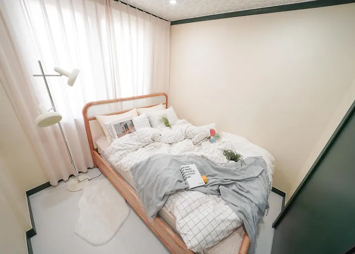 Romantic Rooftop House Apartamento Seúl